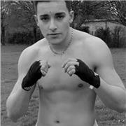 Cours de combat , judo , karaté , lutte ou mma